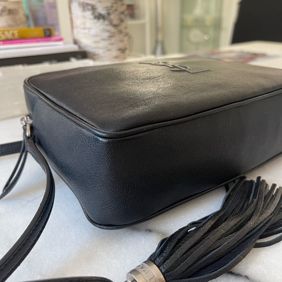 Authentic ( YSL) Saint Laurent Lou Camera Bag, Leather Small Black Crossbody - Picture 6 of 16